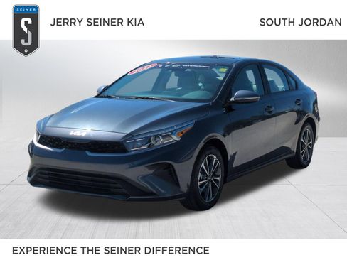 Certified 2023 Kia Forte LXS w/ LXS Technology Package FWD image 1