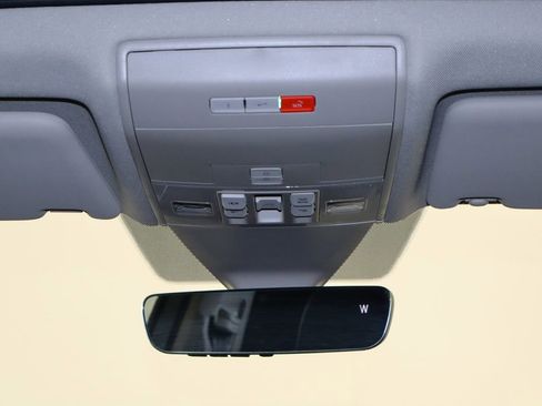 Used 2022 Volkswagen Atlas SEL image 26