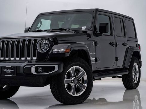Used 2019 Jeep Wrangler Unlimited Sahara AWD/4WD image 2