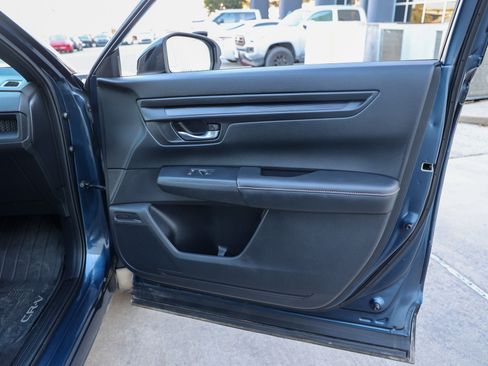 Used 2024 Honda CR-V Sport image 42