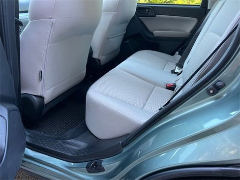Used 2018 Subaru Forester 2.5i Premium image 20
