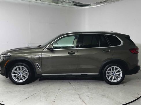 Used 2022 BMW X5 xDrive45e w/ Climate Comfort Package image 5
