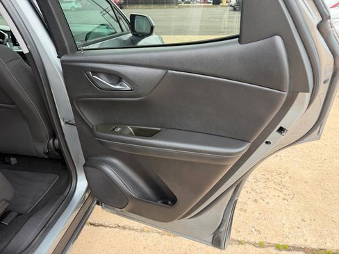Used 2025 Chevrolet Blazer LT AWD/4WD image 18
