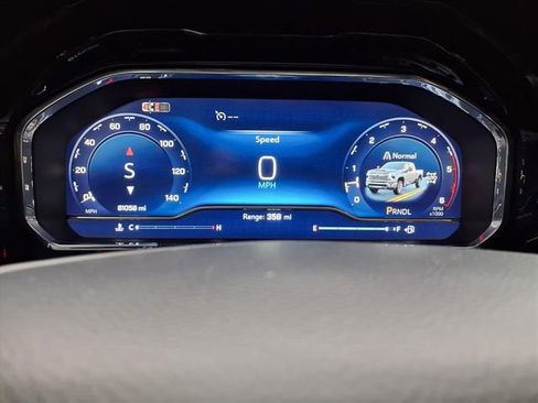 Used 2024 Chevrolet Silverado 2500 High Country w/ High Country Premium Package image 18