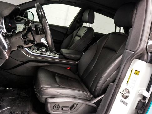 Used 2021 Audi Q8 AWD/4WD image 6