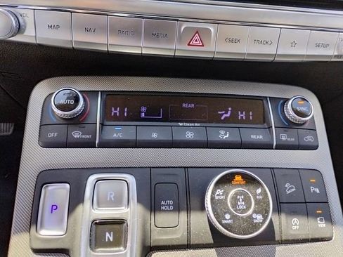 Used 2022 Hyundai Palisade Limited w/ Cargo Package image 25