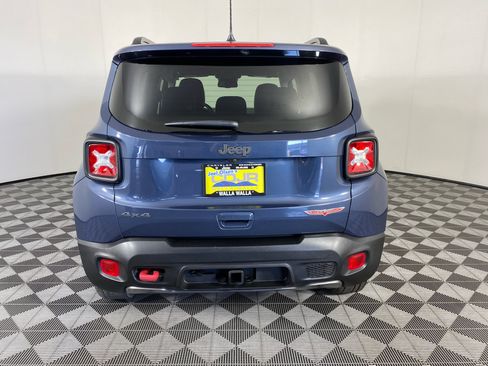Used 2021 Jeep Renegade Trailhawk w/ Trailer Tow Group AWD/4WD image 8