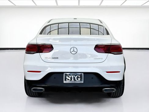 Used 2021 Mercedes-Benz GLC 300 4MATIC Coupe image 5
