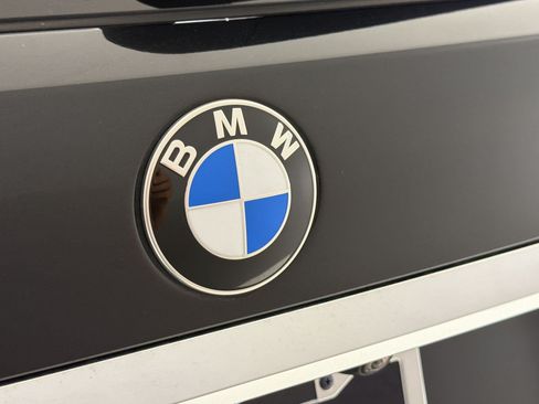 Used 2022 BMW X7 xDrive40i w/ Premium Package AWD/4WD image 34