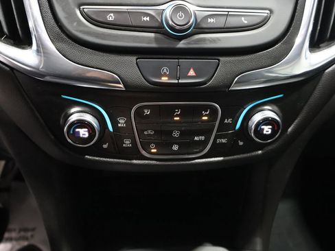 Used 2022 Chevrolet Equinox LT image 31