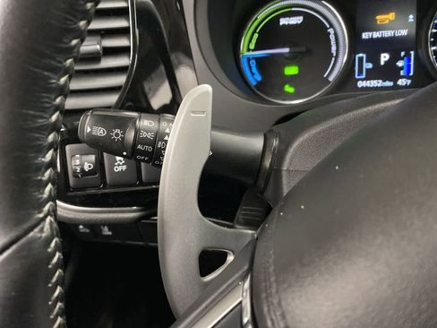 Used 2018 Mitsubishi Outlander GT image 22