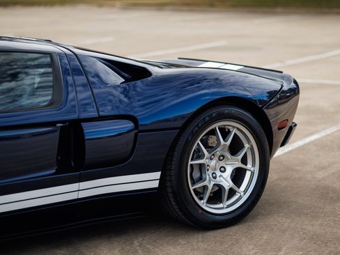 Used 2006 Ford GT 4 Option 1 OWNER FROM NEW image 36
