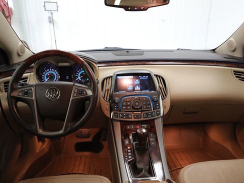 Used 2013 Buick LaCrosse Premium w/ Entertainment Package FWD image 2