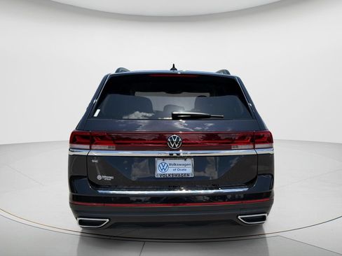 New 2026 Volkswagen Atlas SE FWD image 4