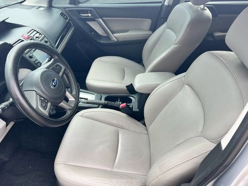 Used 2017 Subaru Forester 2.5i Limited image 8