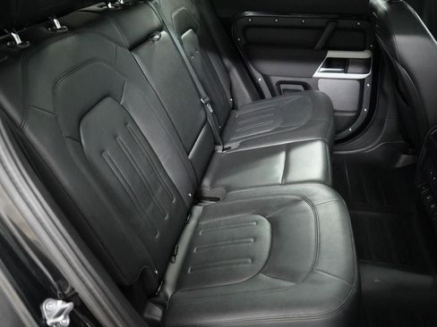 Used 2022 Land Rover Defender 110 S AWD/4WD image 20