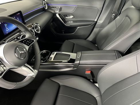New 2026 Mercedes-Benz CLA 250 4MATIC image 4