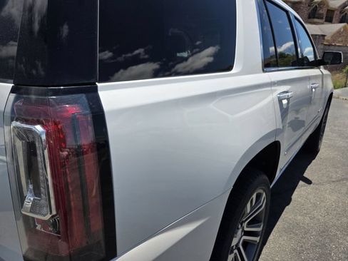 Used 2019 GMC Yukon Denali w/ Denali Ultimate Package AWD/4WD image 10