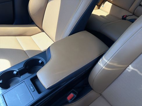 Used 2025 Lexus IS 350 F Sport RWD image 74
