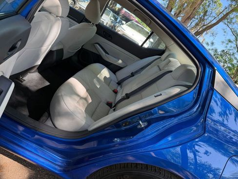 Used 2025 Nissan Altima 2.5 SV image 21