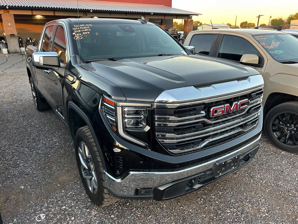 Used 2024 GMC Sierra 1500 SLT w/ SLT Convenience Package AWD/4WD image 3
