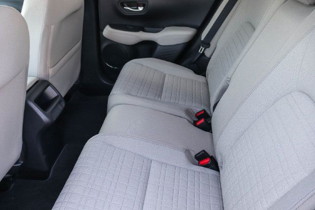 Used 2027 Honda HR-V LX image 18