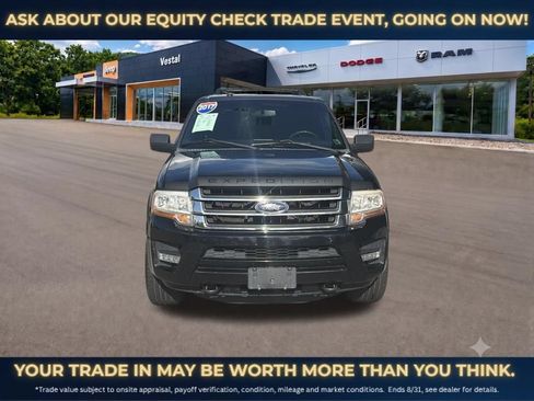 Used 2017 Ford Expedition EL XLT AWD/4WD image 2