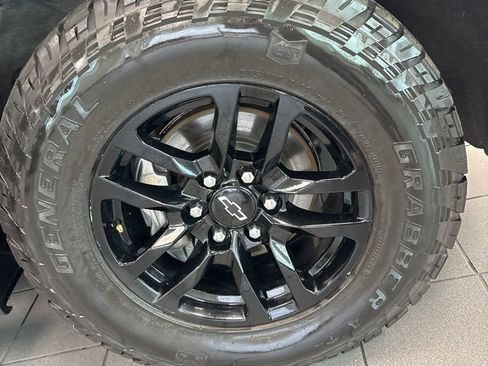 Used 2019 Chevrolet Silverado 1500 RST w/ All-Star Edition AWD/4WD image 10