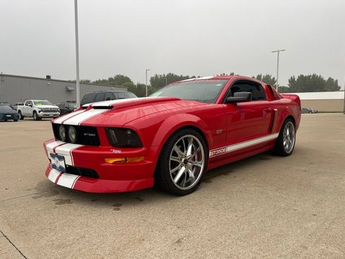 Used 2008 Ford Mustang GT Premium RWD image 2