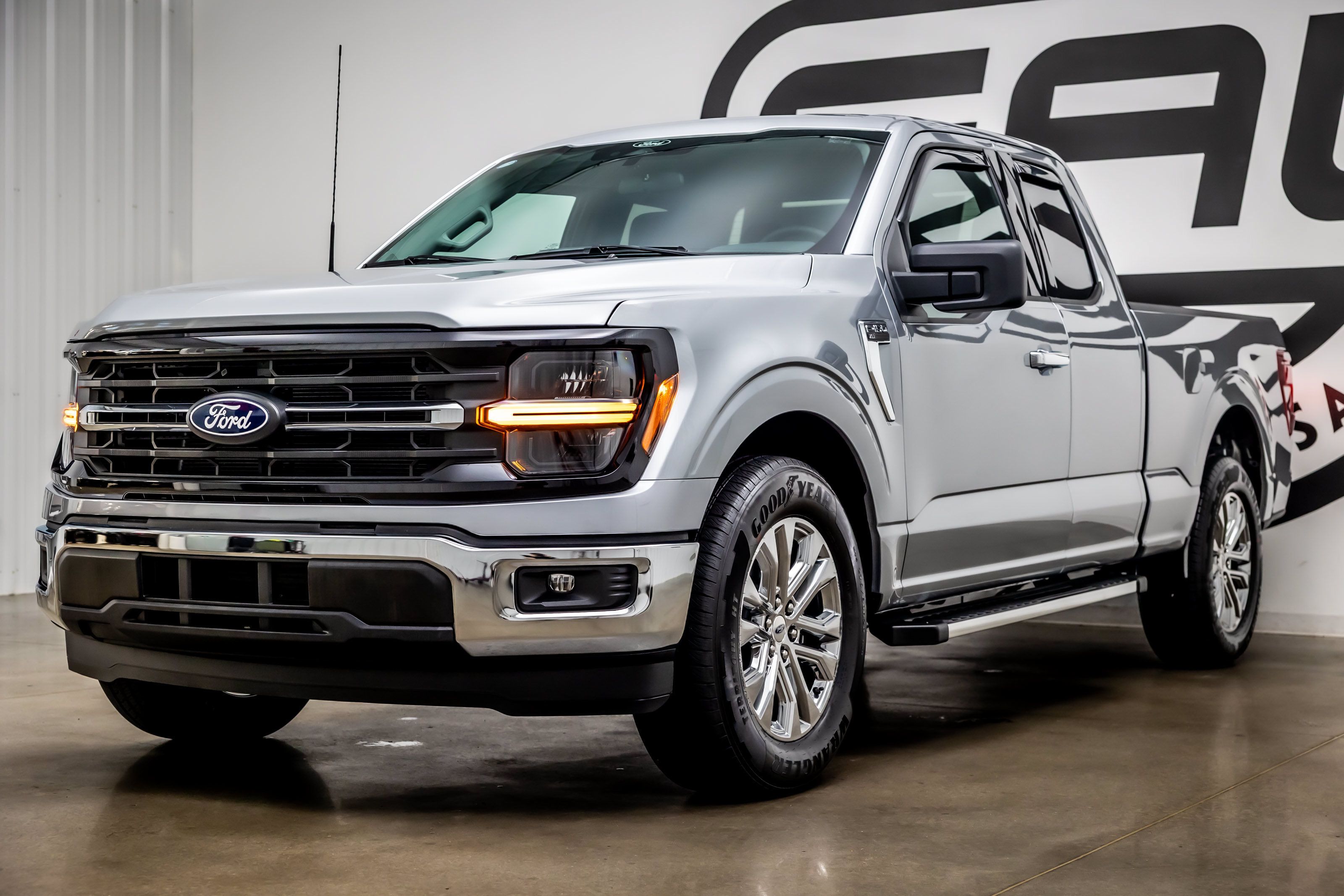Used 2026 Ford F150 XLT w/ XLT Chrome Appearance Package RWD image 29