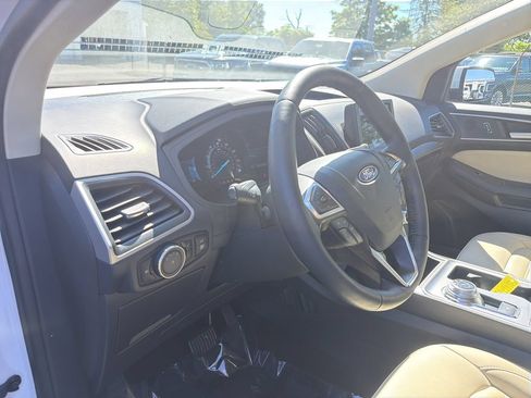 Used 2024 Ford Edge SEL w/ Convenience Package AWD/4WD image 23