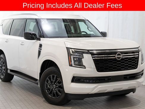 Certified 2025 Nissan Armada SV AWD/4WD image 1