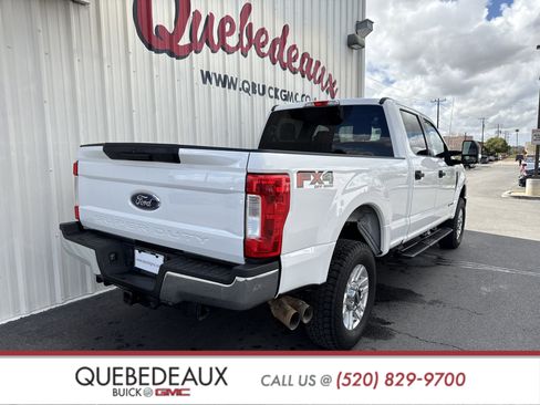 Used 2019 Ford F250 XLT w/ FX4 Off-Road Package image 40