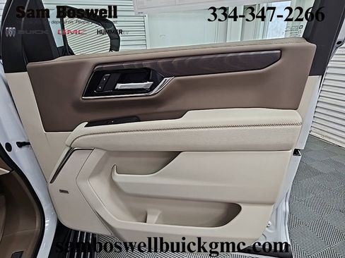 New 2026 GMC Yukon XL Denali w/ Sun & Power Step Package AWD/4WD image 44