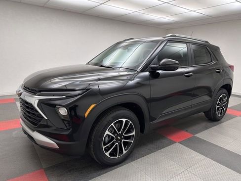 New 2026 Chevrolet TrailBlazer LT w/ Driver Confidence Package image 3