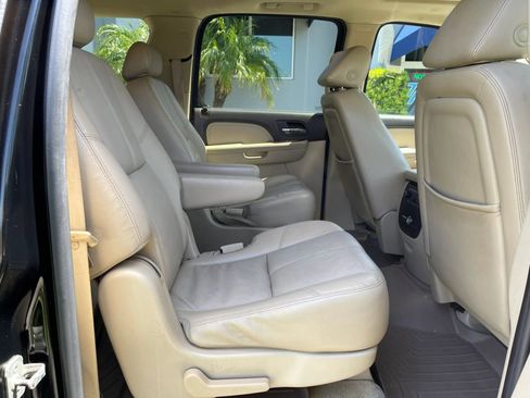 Used 2008 GMC Yukon XL Denali image 26