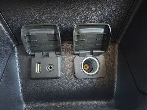 Used 2017 Chevrolet Cruze LS image 27