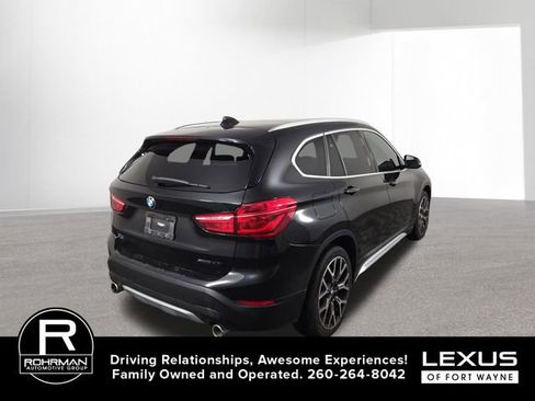 Used 2022 BMW X1 xDrive28i w/ Convenience Package AWD/4WD image 7