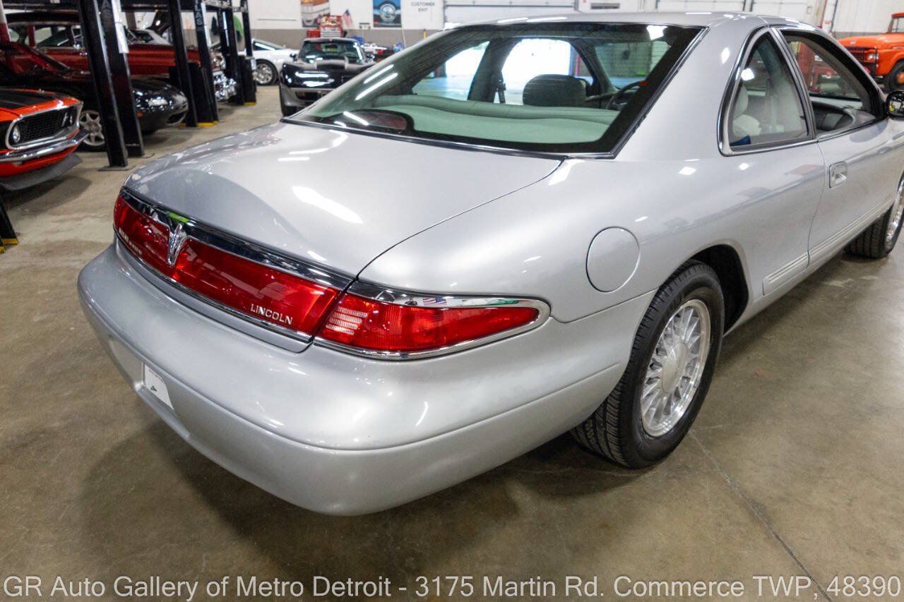 Used 1998 Lincoln Mark VIII RWD image 15