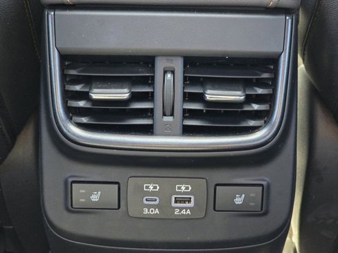 Used 2025 Subaru Outback Wilderness AWD/4WD image 29