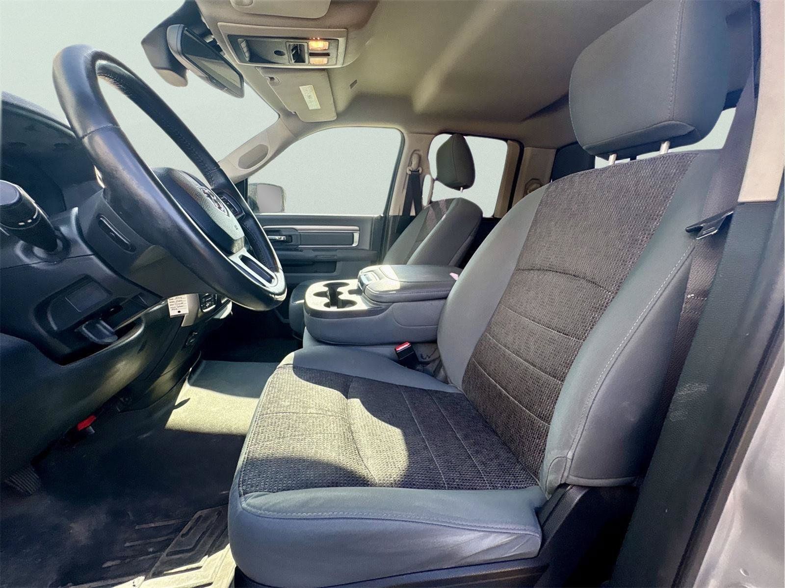 Used 2019 RAM 1500 Tradesman w/ Chrome Plus Package RWD image 15