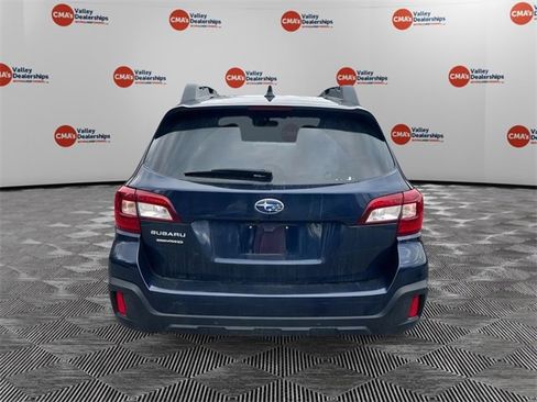 Used 2018 Subaru Outback 3.6R Limited image 6