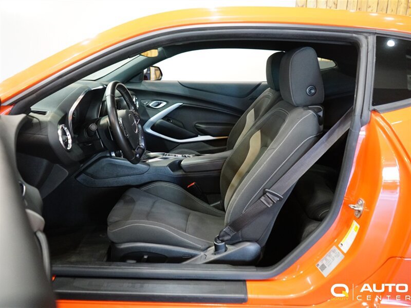 Used 2020 Chevrolet Camaro LT RWD image 13