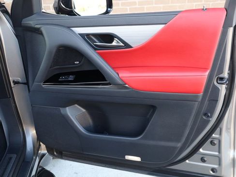 Used 2023 Lexus LX 600 F Sport image 22