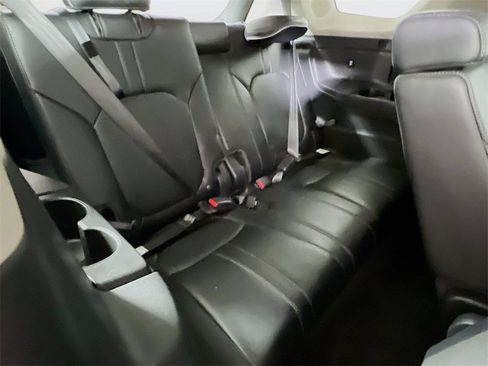 Used 2024 Honda Pilot Elite image 25