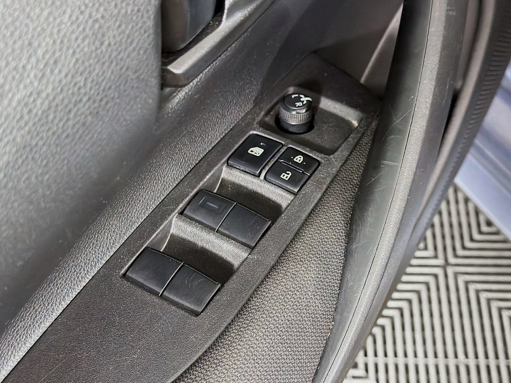 Used 2024 Toyota Corolla LE FWD image 17