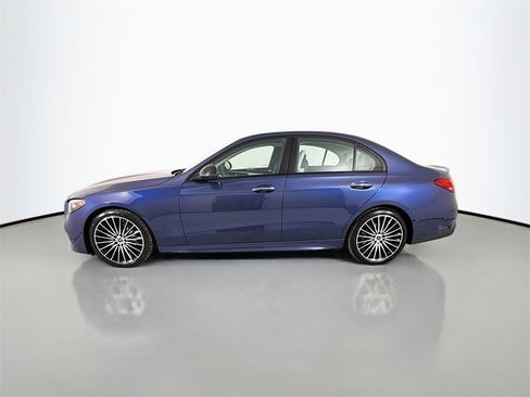 Used 2025 Mercedes-Benz C 300 4MATIC Sedan image 4