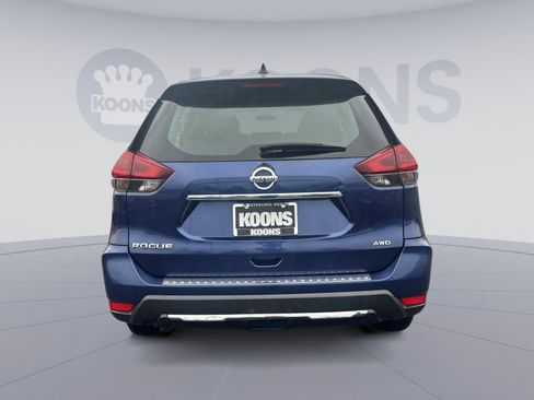 Used 2018 Nissan Rogue S AWD/4WD image 15