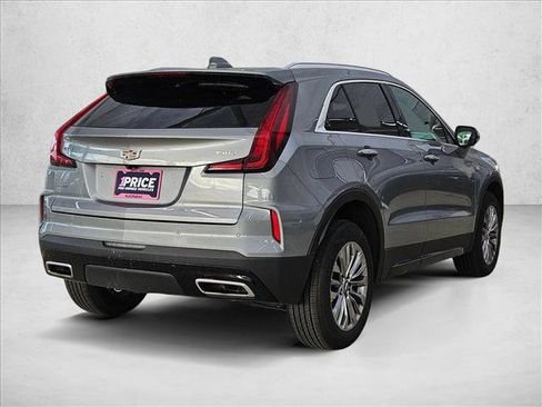 Used 2025 Cadillac XT4 Premium Luxury AWD/4WD image 5