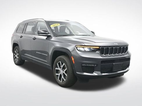 Used 2024 Jeep Grand Cherokee L Limited w/ Luxury Tech Group II image 3